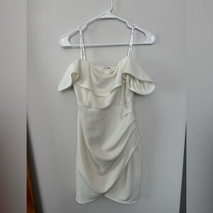 Lulus White Off-the-Shoulder Ruffle Mini Dress – Size S